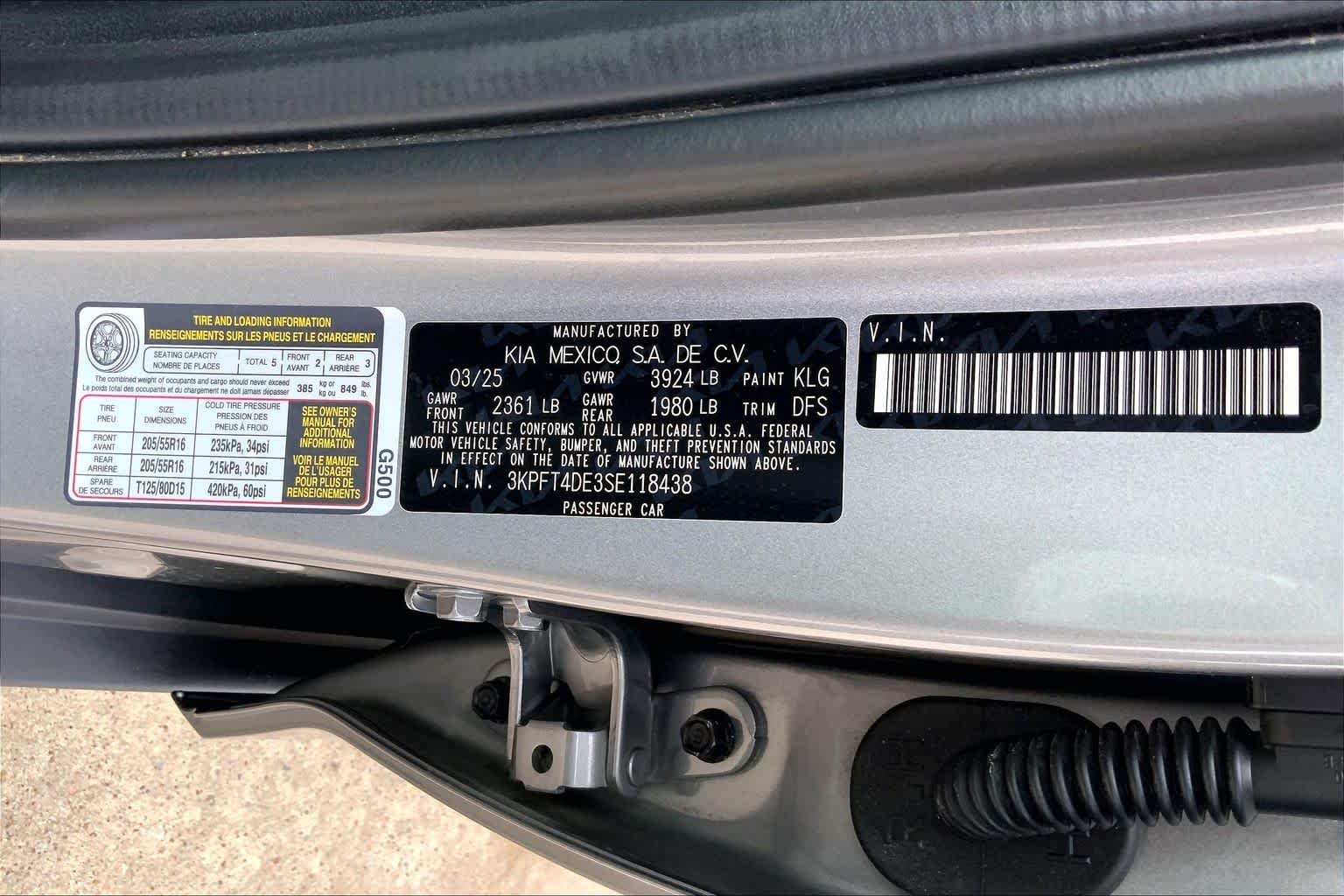 Used 2025 Steel Gray Kia LXS image 36