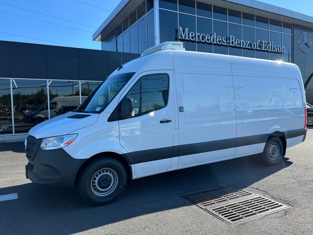 2025 Mercedes-Benz Sprinter's photo