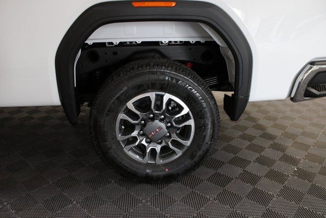 2025 GMC Sierra 2500HD SLE - Photo 11