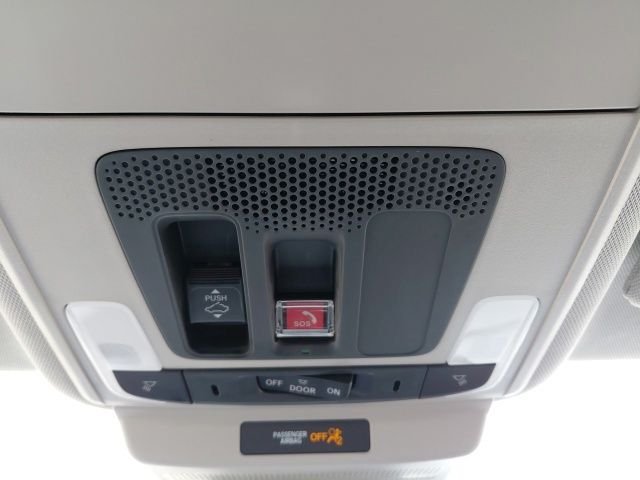 New 2026 Urban Gray Pearl Honda SE image 18
