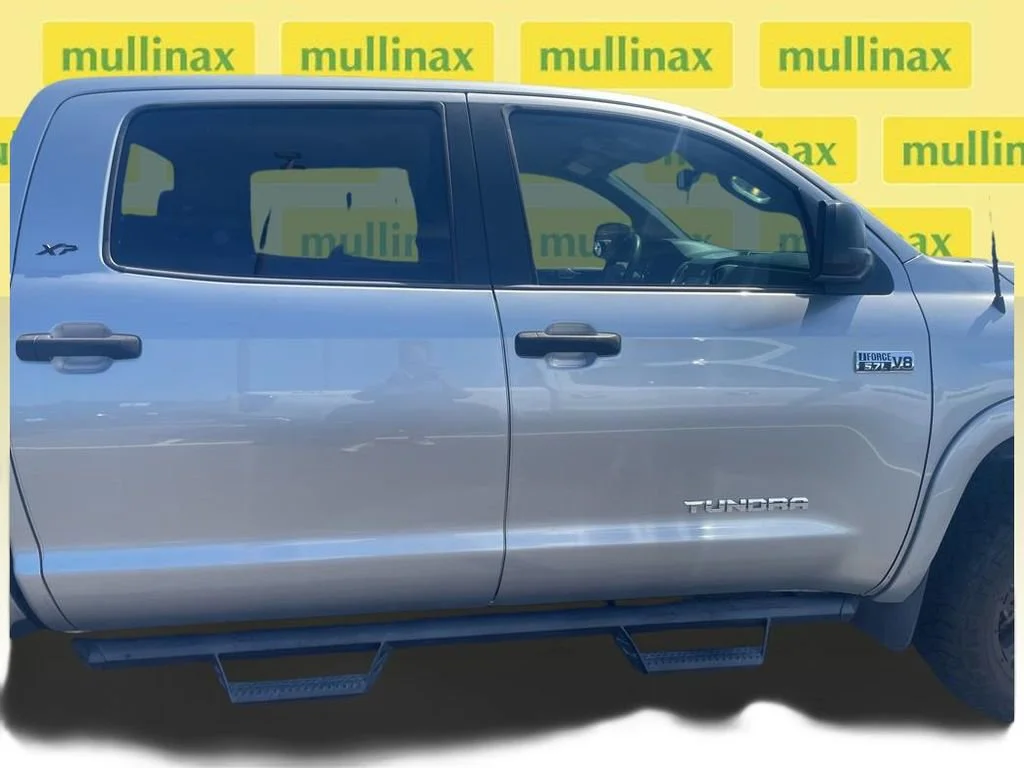 Used 2019 Silver Toyota SR5 5.7L V8 image 12