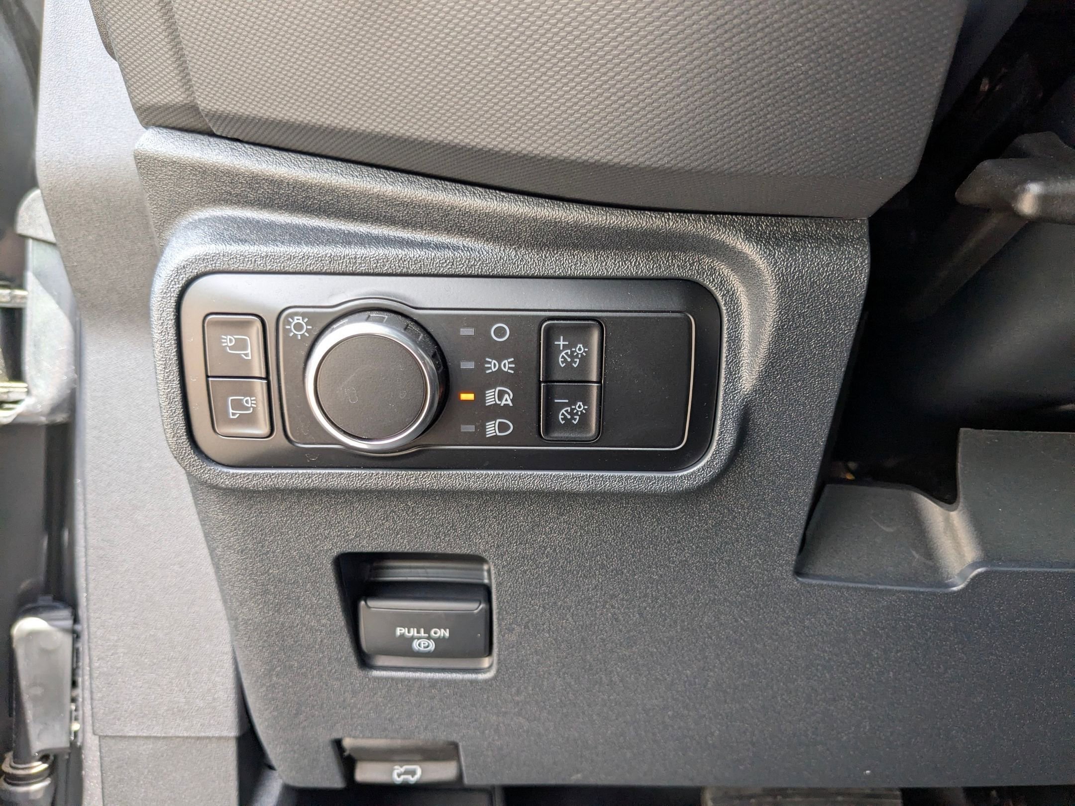 Used 2024 Gray Metallic Ford Badlands image 22