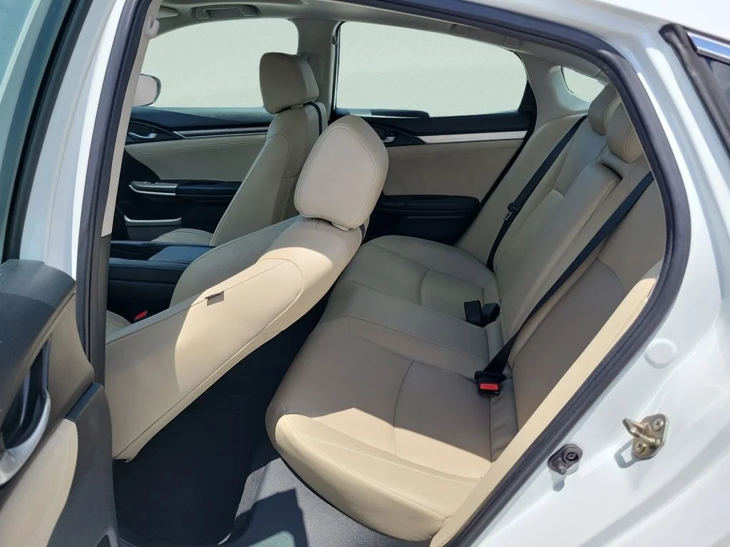 Used 2019 White Honda EX-L image 10