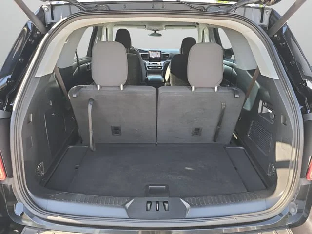 Used 2022 Black Ford XLT image 11