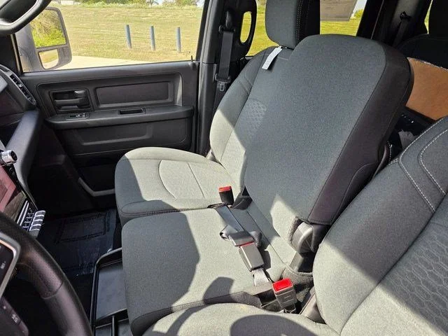 2025 RAM 2500 Tradesman - Photo 24