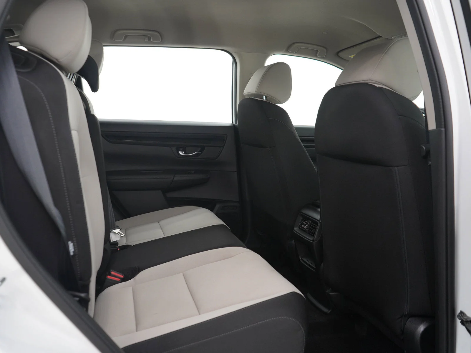 Used 2024 White Honda Sport Utility LX AWD Variable image 13