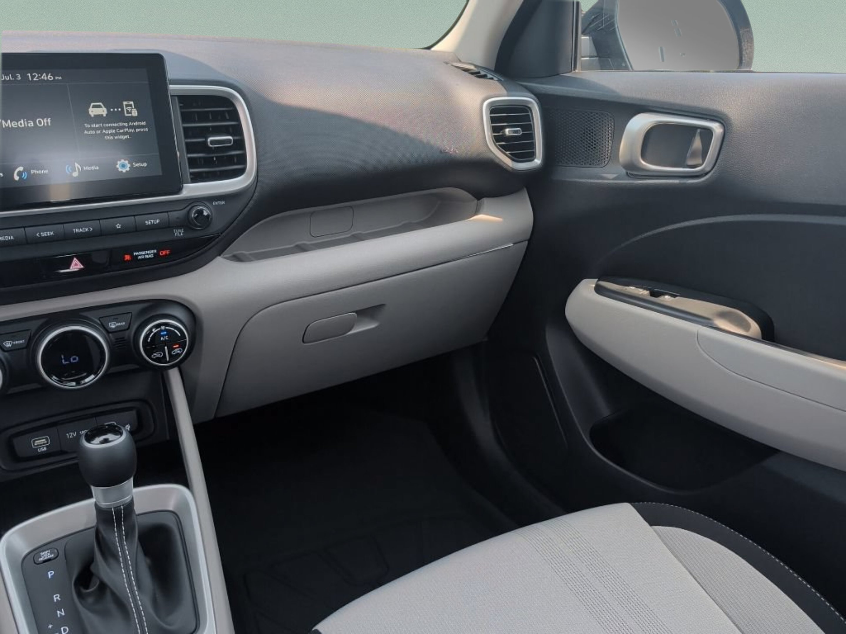 New 2026 Onyx Black Hyundai SEL image 33