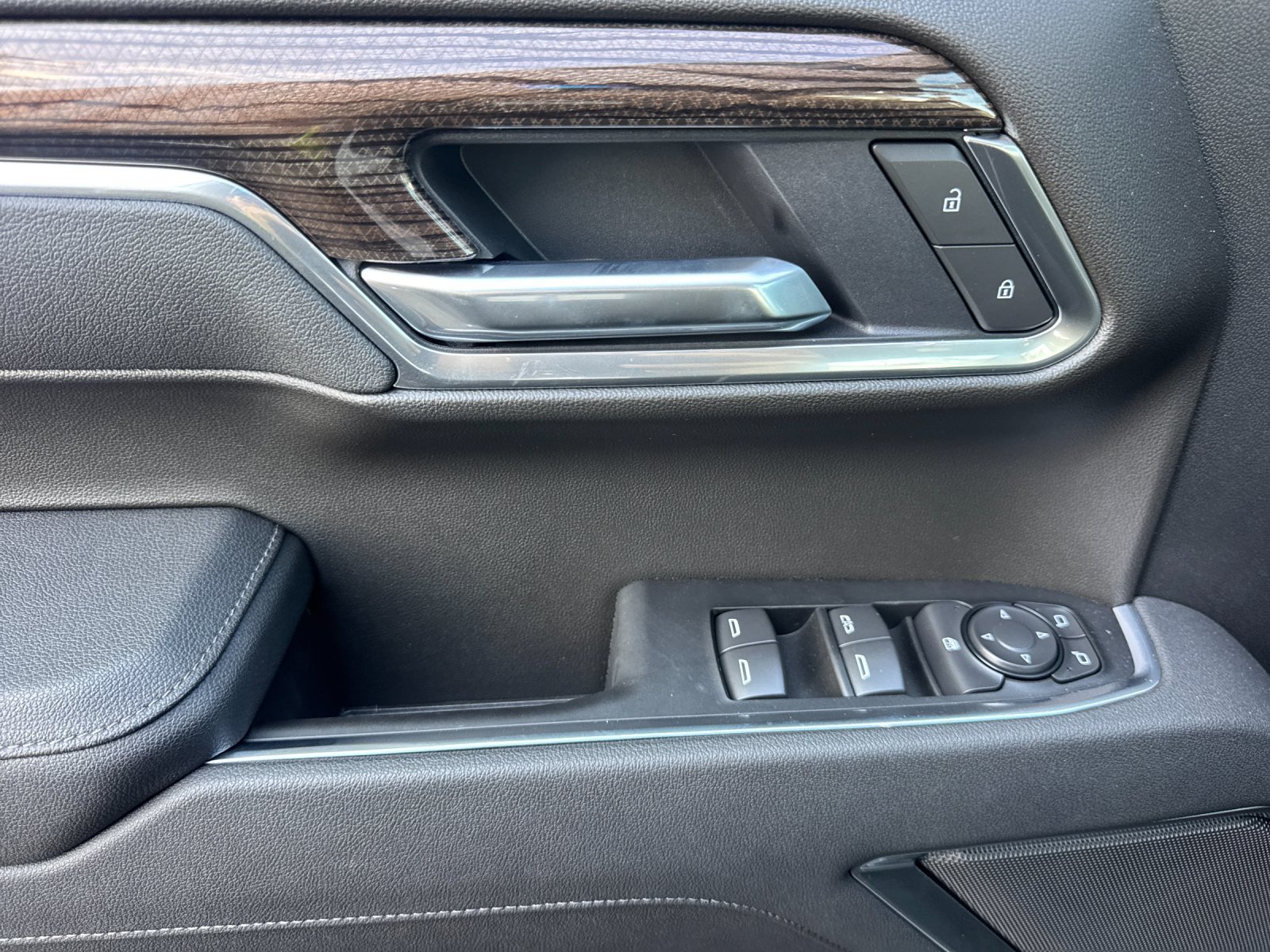 2026 Chevrolet Silverado 1500 LT - Photo 11