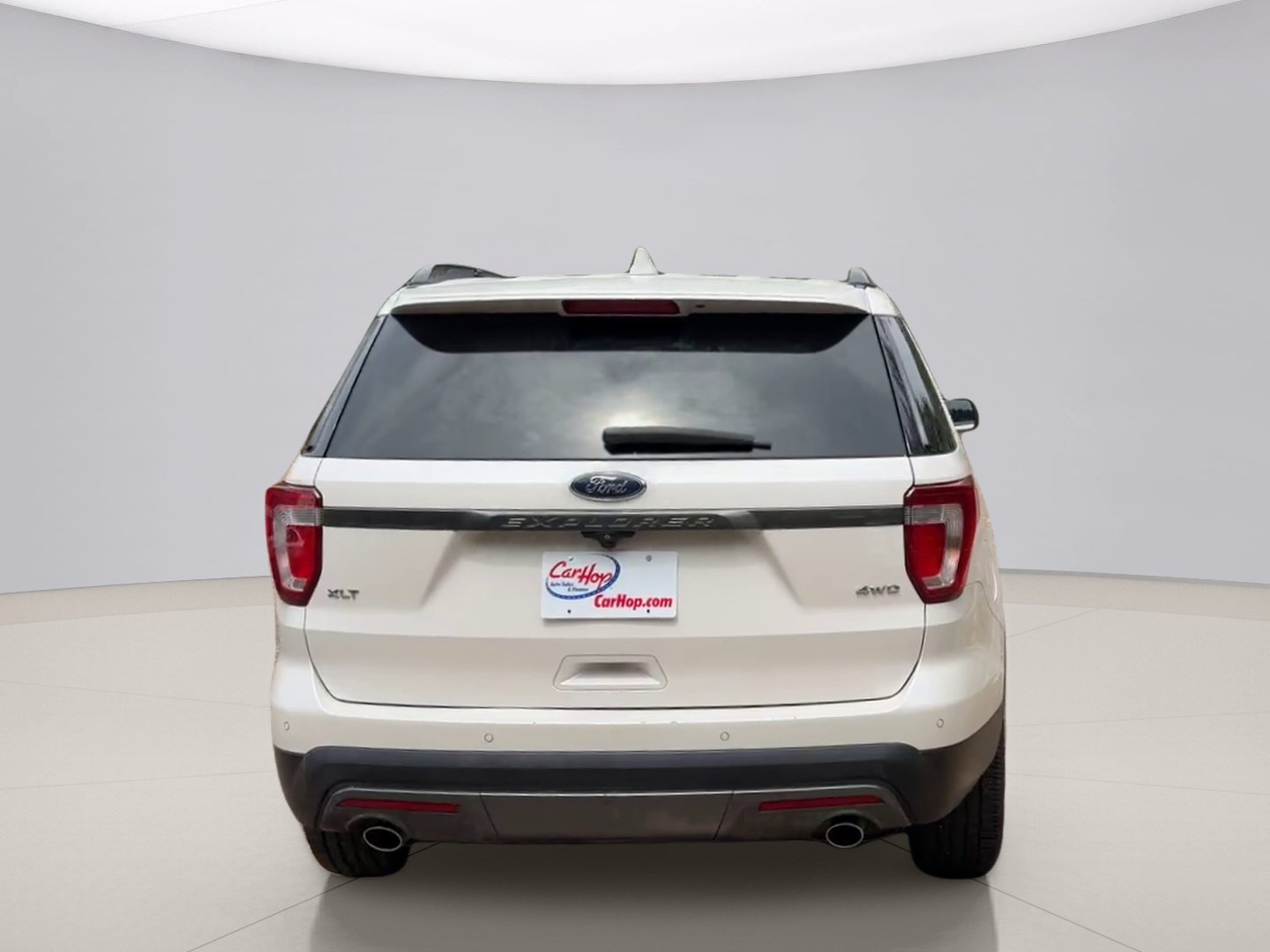 2017 Ford Explorer XLT - Photo 4