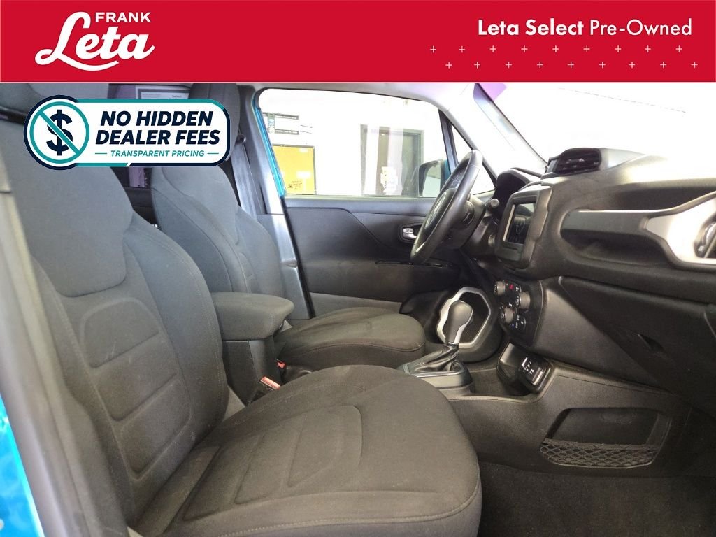 Used 2020 Bikini Metallic Clearcoat Jeep  image 19
