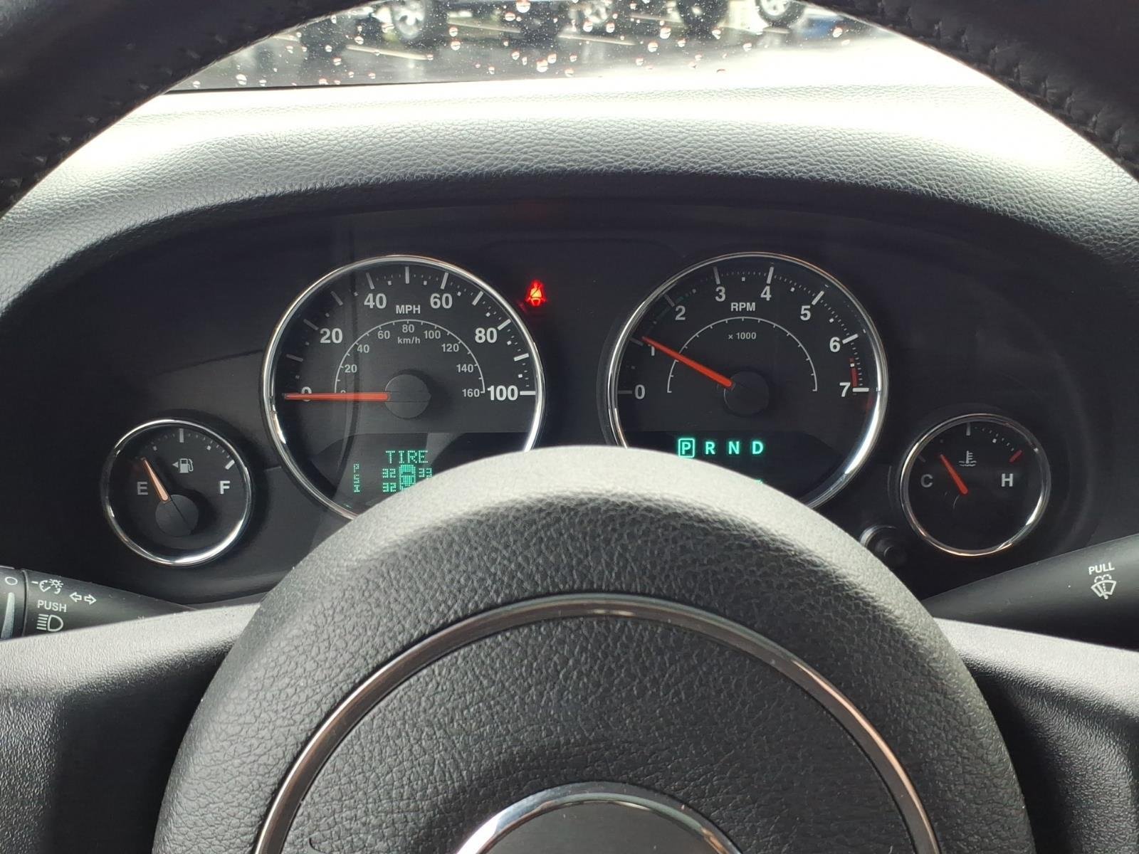 Used 2013 Flame Red Clearcoat Jeep Sport image 22