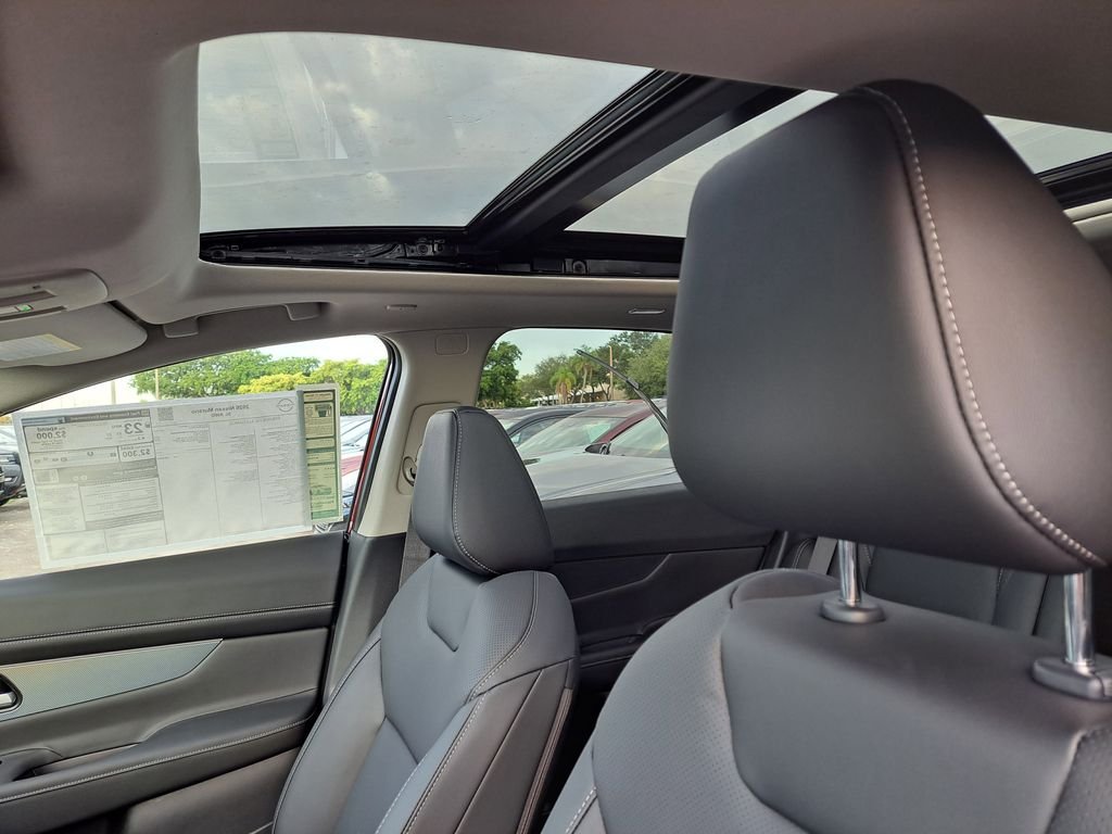 2026 Nissan Murano SL - Photo 9