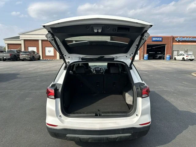 Used 2022 Beige Chevrolet Premier image 22