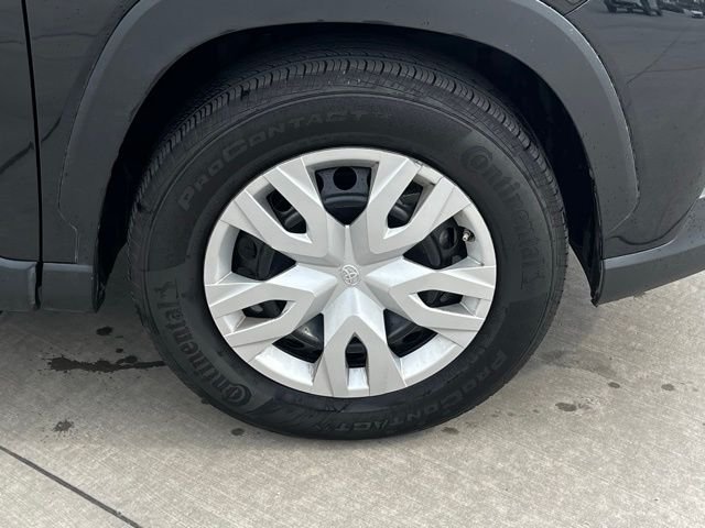 2024 Toyota Corolla Cross L photo 3