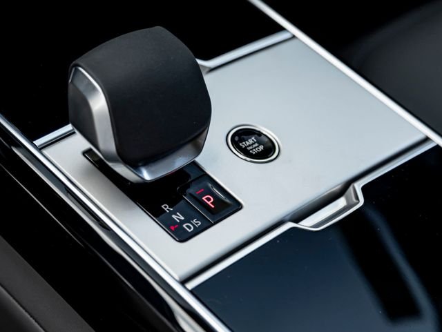 New 2026 Santorini Black Land Rover SE image 19