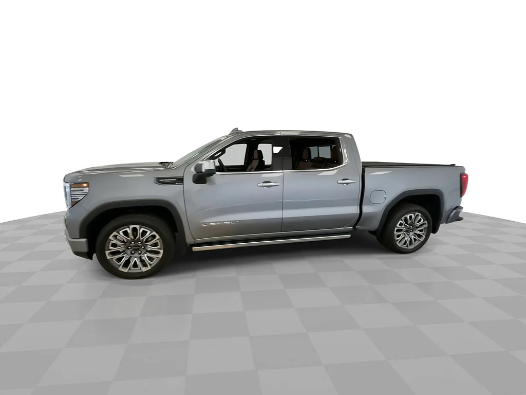 Used 2025 Sterling Metallic GMC Denali Ultimate image 6