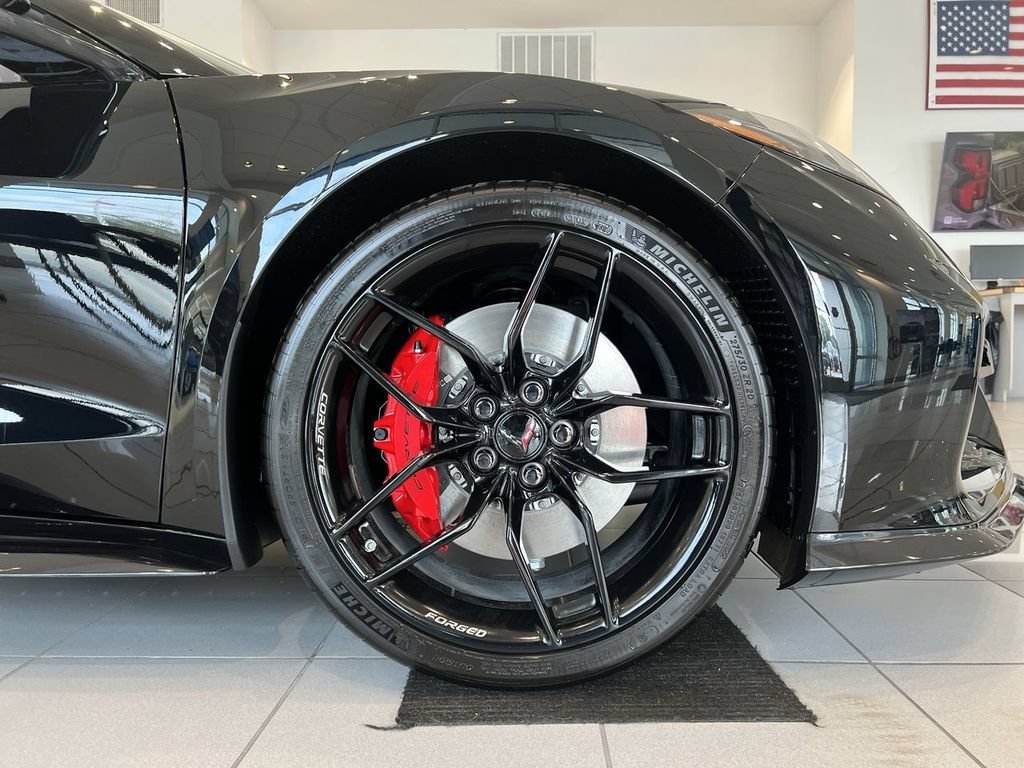 2027 Chevrolet Corvette 3LZ - Photo 10