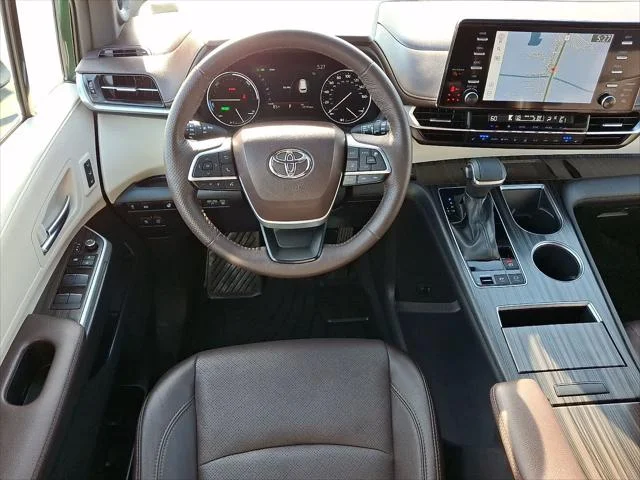 Certified Used 2023 CYPRESS Toyota  image 15