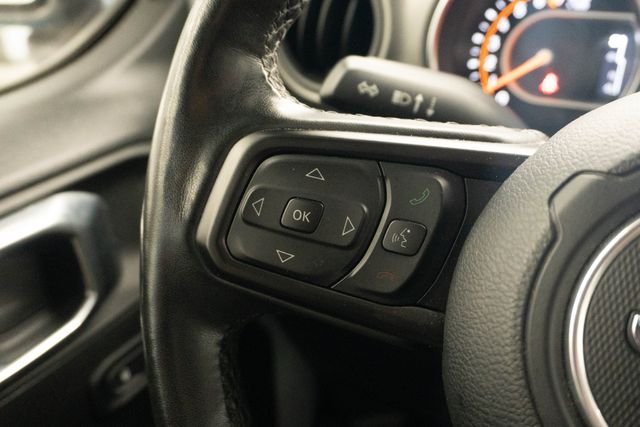 Used 2022 Silver Jeep Willys image 10