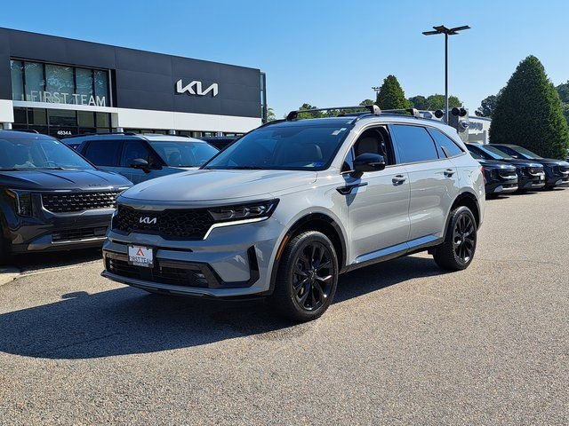 Used 2022 Gray Kia SX image 2