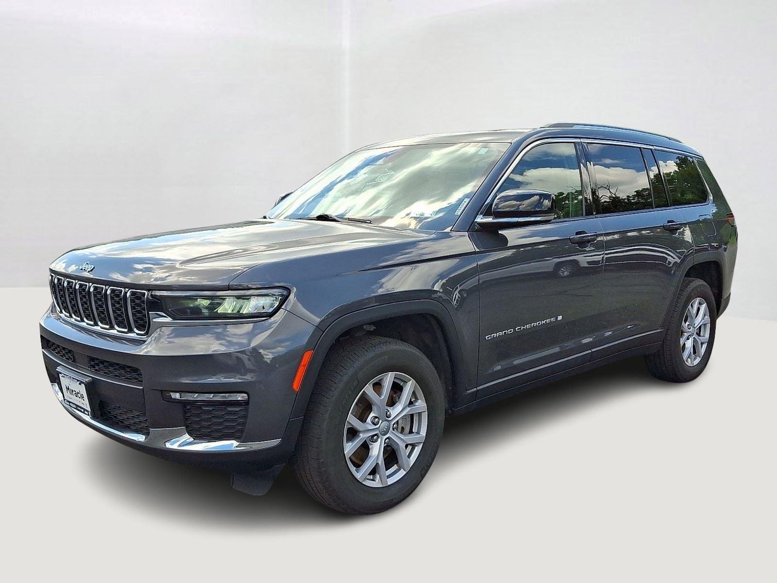 Used 2021 Baltic Gray Metallic Clearcoat Jeep Limited image 3