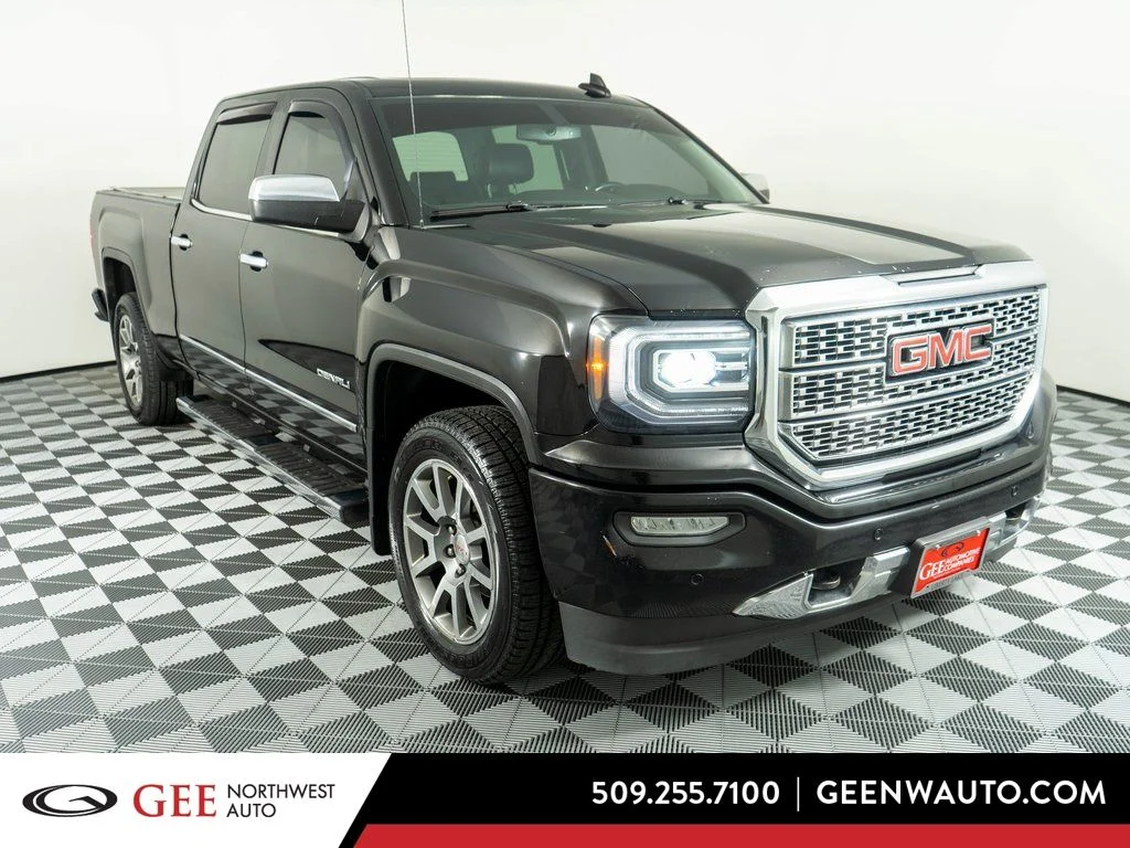 2016 GMC Sierra 4WD Crew Cab Standard Box's photo