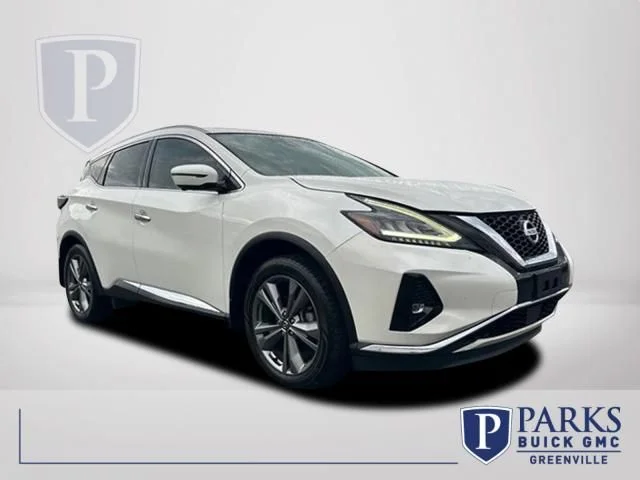 Used 2020 White Nissan Platinum image 1