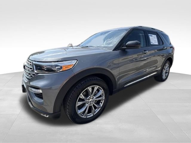 Used 2024 Gray Ford Limited image 3