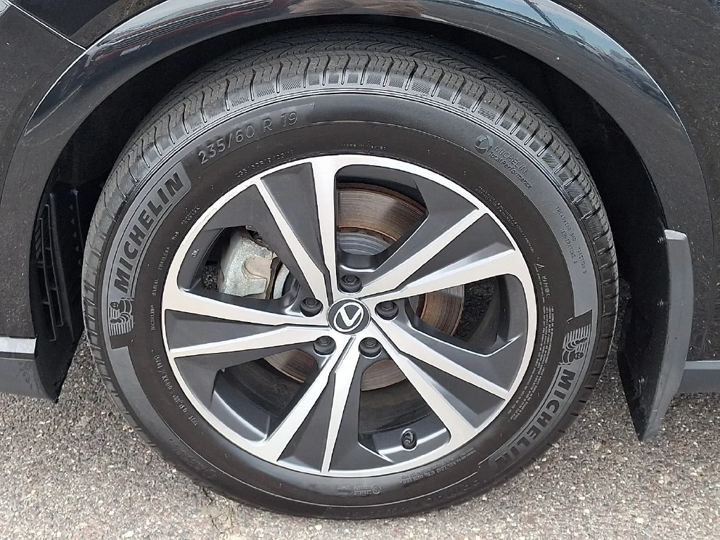 Used 2024 Black Lexus Premium image 29