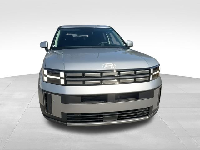 New 2026 Silver Hyundai SE image 3