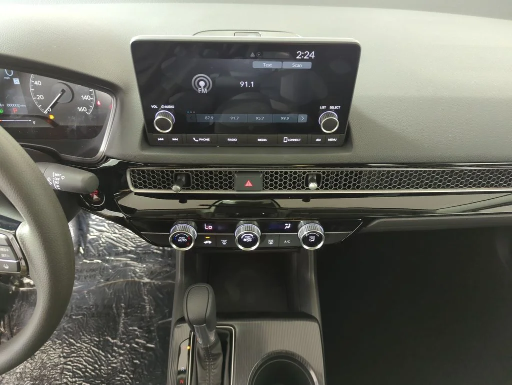 New 2026 Rallye Red Honda LX image 17
