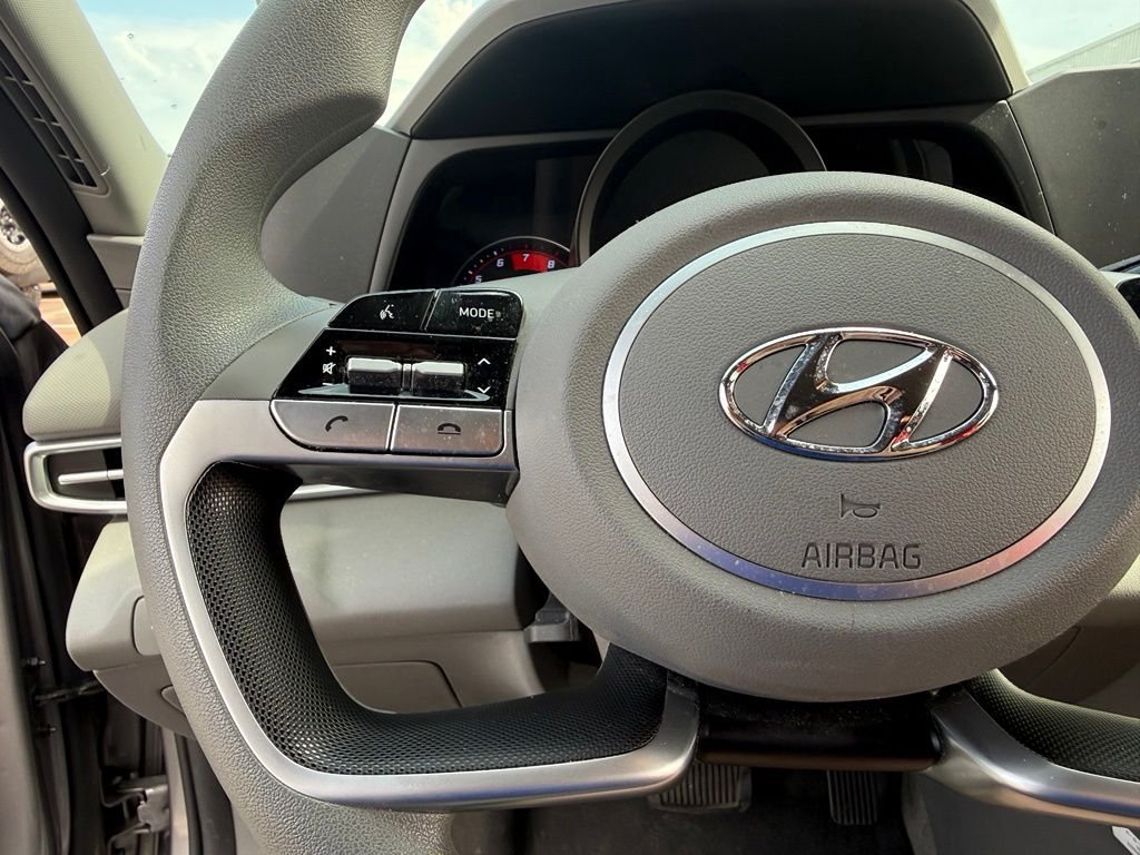 Used 2023 Gray Hyundai SEL image 12