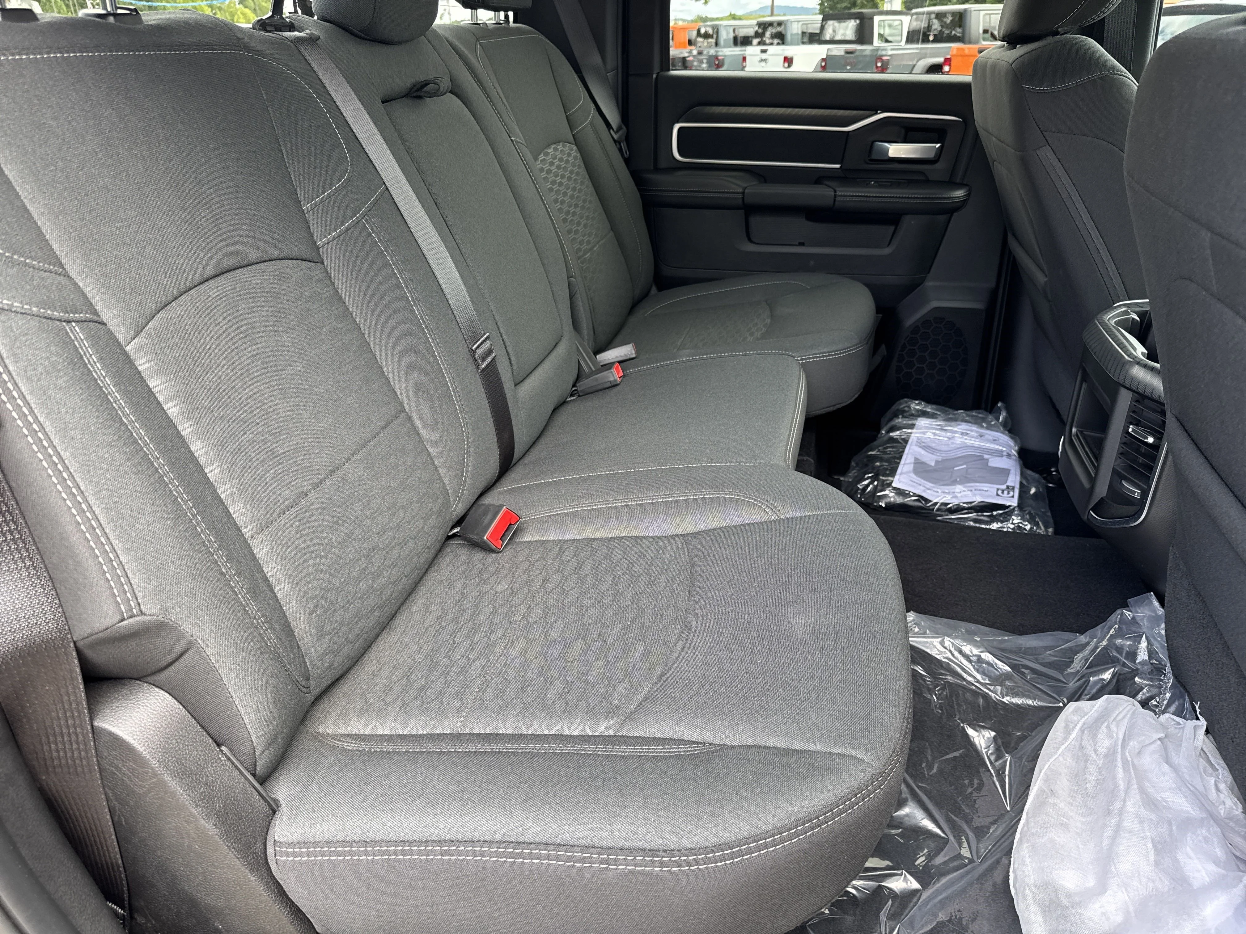 2025 RAM 2500 Big Horn - Photo 15
