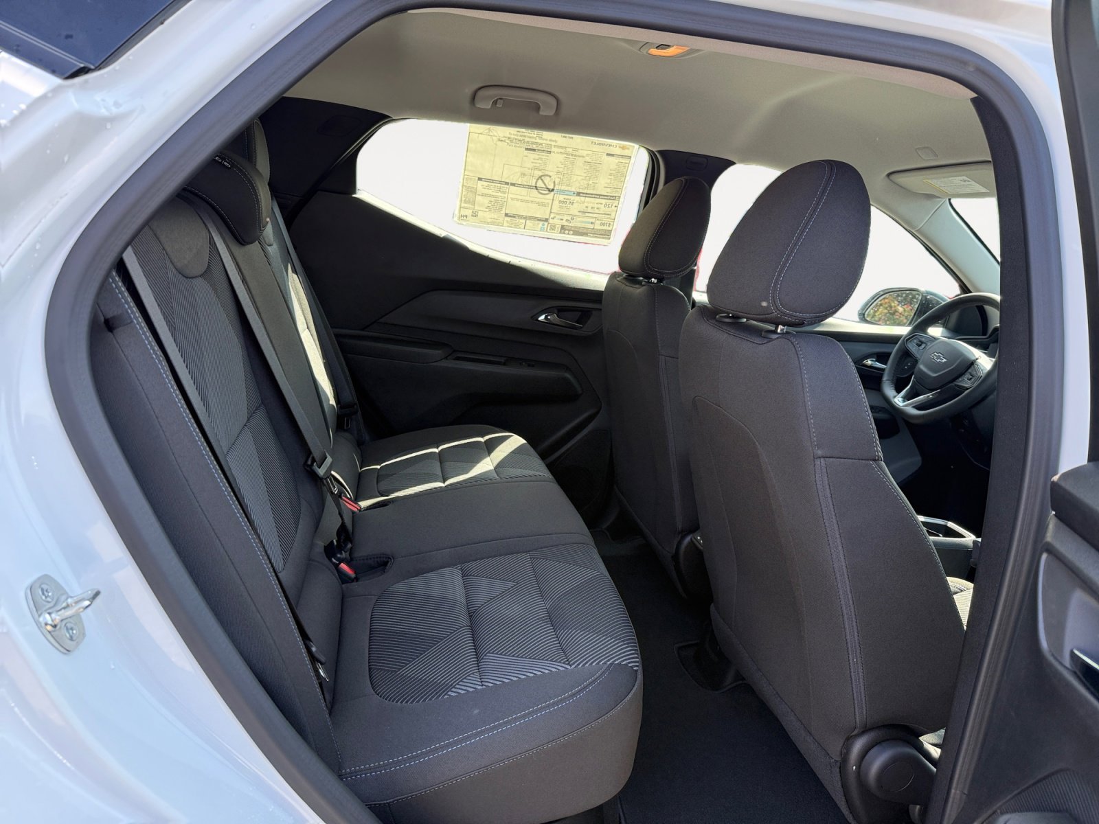 2027 Chevrolet Bolt LT - Photo 18