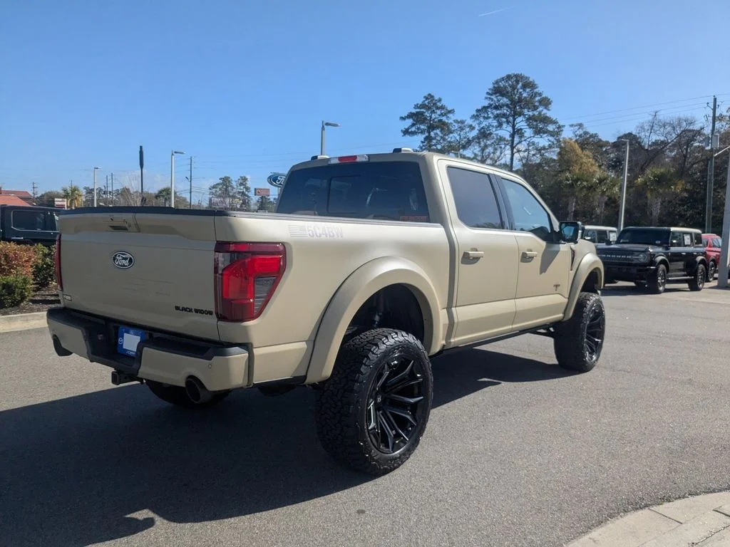New 2026 Agate Black Metallic Ford XLT image 4