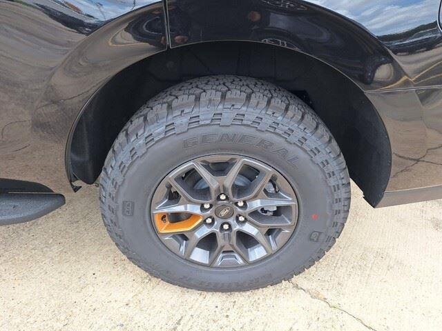 New 2026 Agate Black Metallic Ford Tremor® image 27