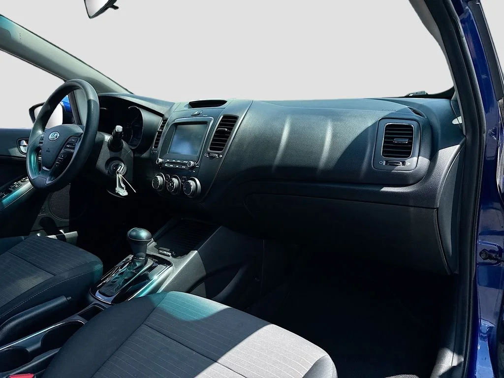 Certified Used 2018 Blue Kia LX image 28