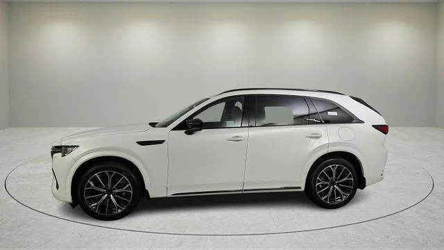 New 2026 Rhodium White Premium Mazda 3.3 Turbo S Premium AWD image 7