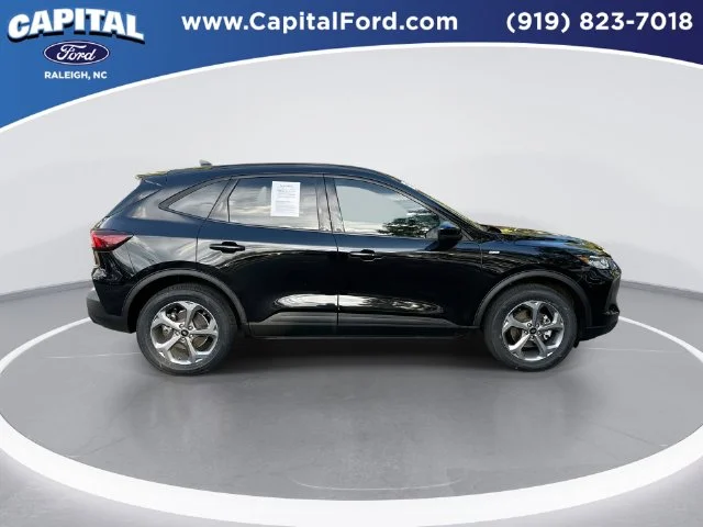 Used 2025 Black Ford ST-Line Select image 9