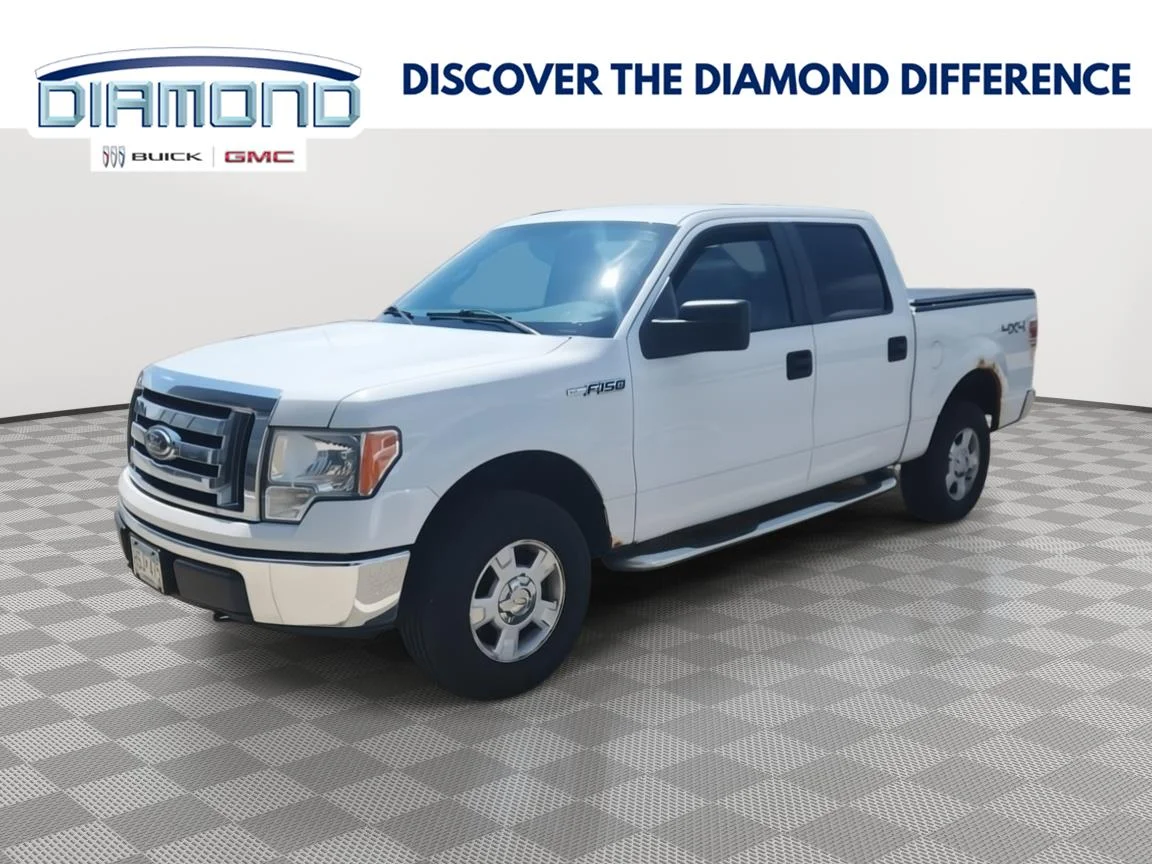 Used 2010 Oxford White Ford XL image 1