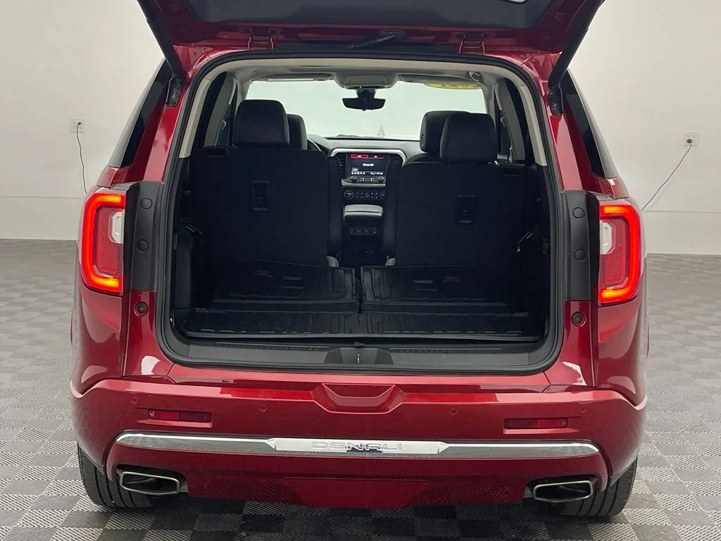 Used 2021 CAYENNE RED TINTCOAT GMC Denali image 13