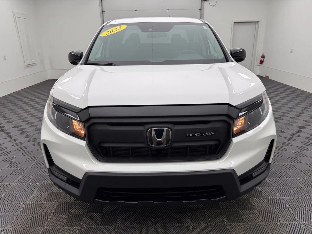 Used 2025 White Honda Sport image 17