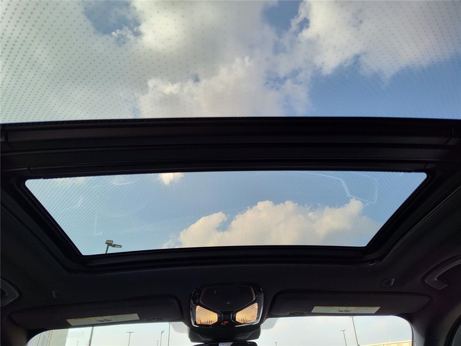 New 2026 Skyscraper Grey Metallic BMW sDrive40i image 12