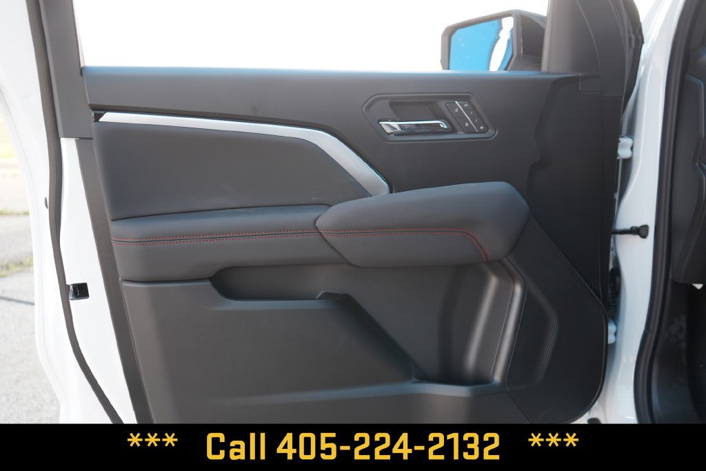 New 2026 Summit White Chevrolet Z71 image 17