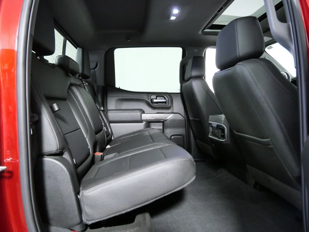 Used 2021 Red Chevrolet LTZ image 9