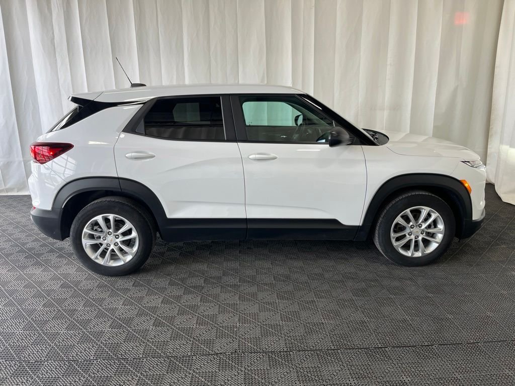 Used 2024 Chevrolet TrailBlazer LS with VIN KL79MMS24RB038587 for sale in Grand Island, NY