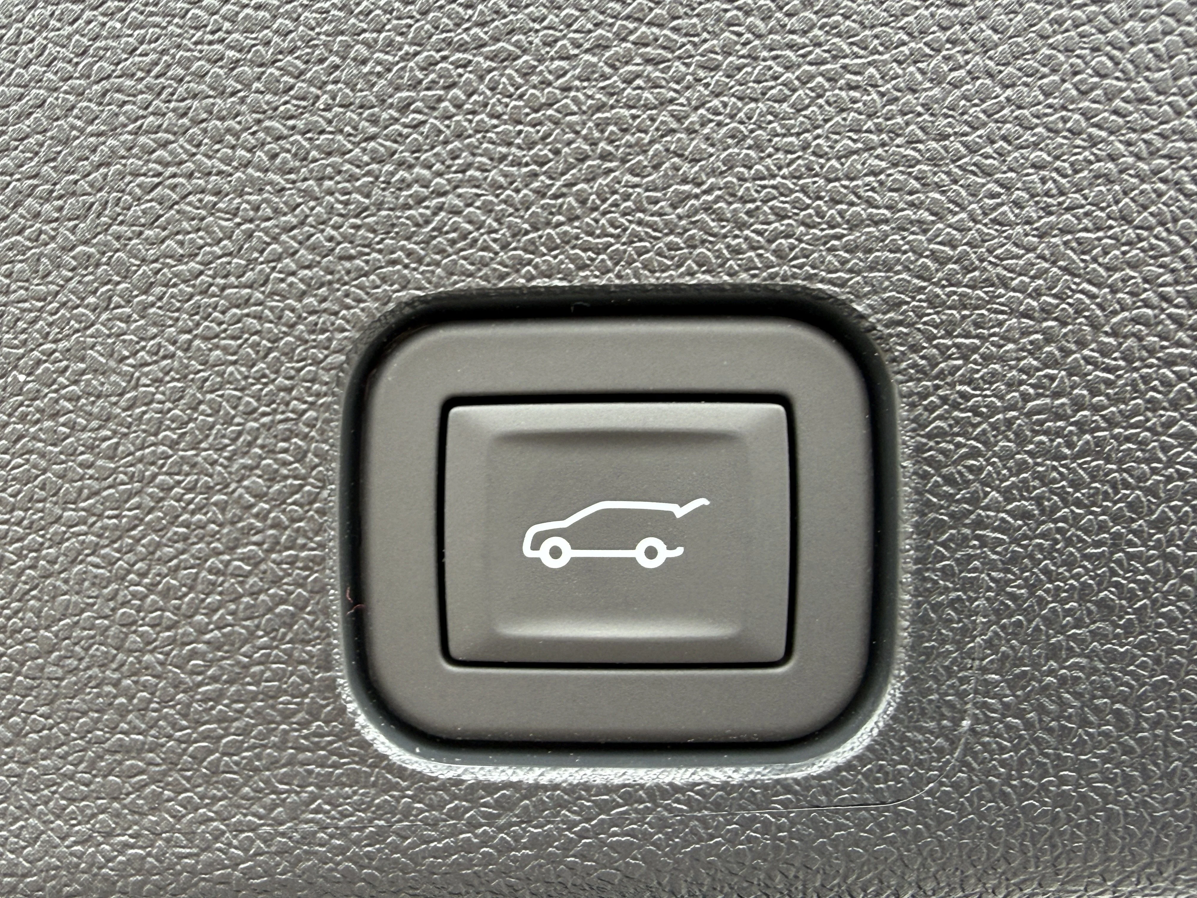 2026 Chevrolet Traverse Z71 - Photo 10