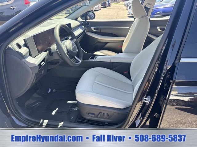 Certified Used 2024 Carbon Blue Hyundai SEL image 17