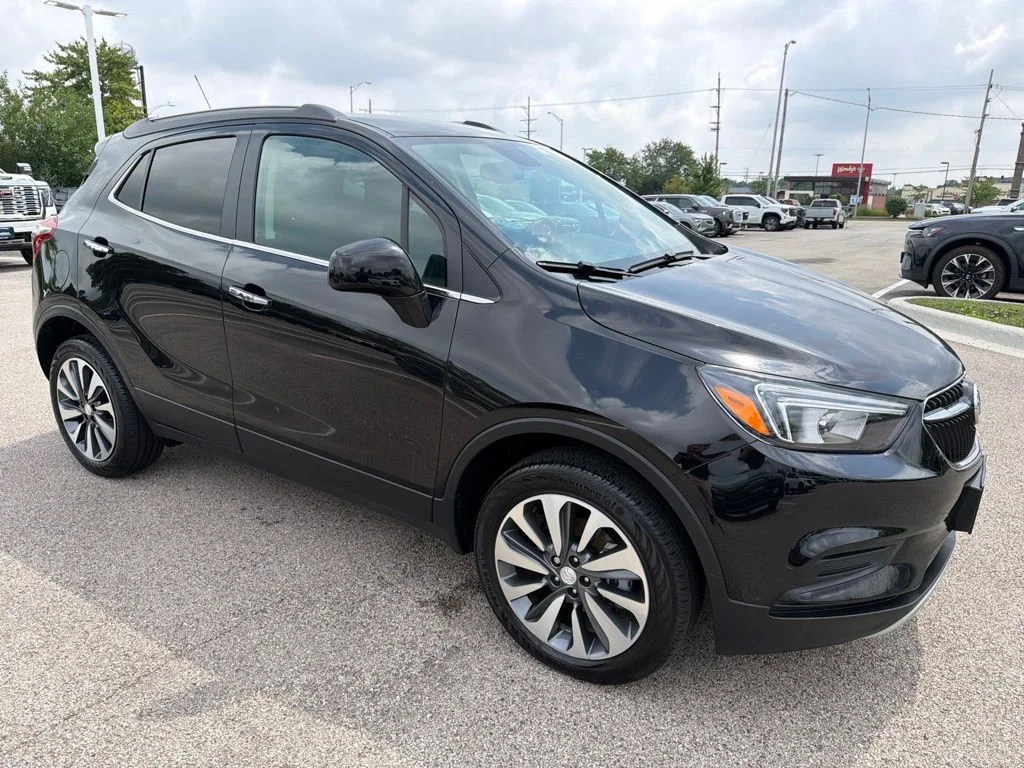 Used 2022 Black Buick Preferred image 9