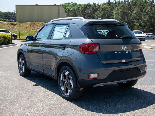 2026 Hyundai Venue SEL - Photo 11